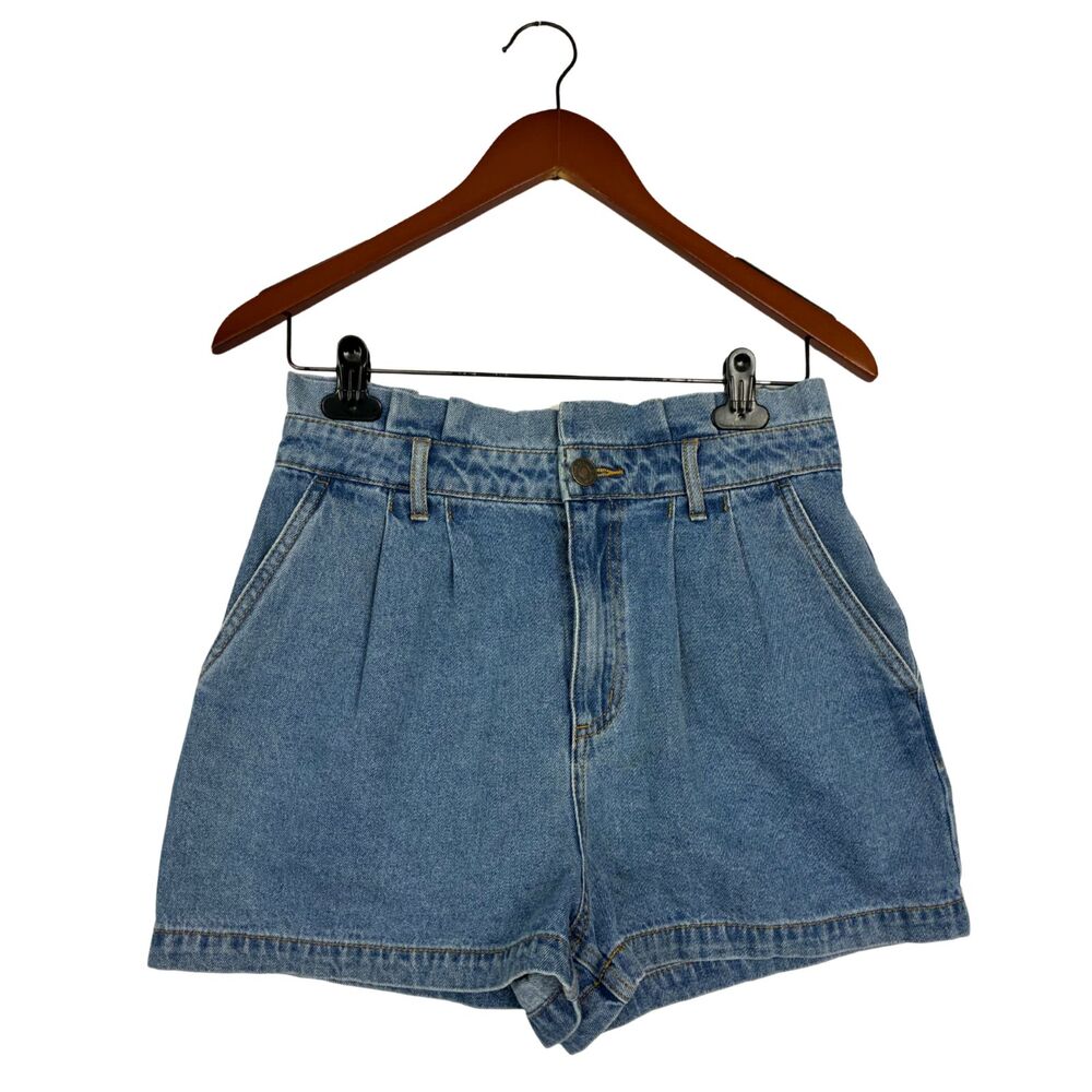Forever 21 Womens M Denim Shorts High Rise Pleated Blue Jean Mom Shorts Vintage